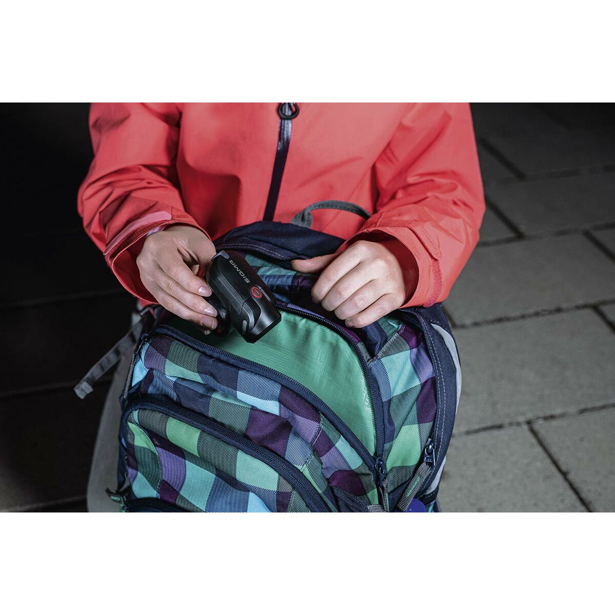 V2H569F1017AD5D2998281BF7121B424F56R7320716P8