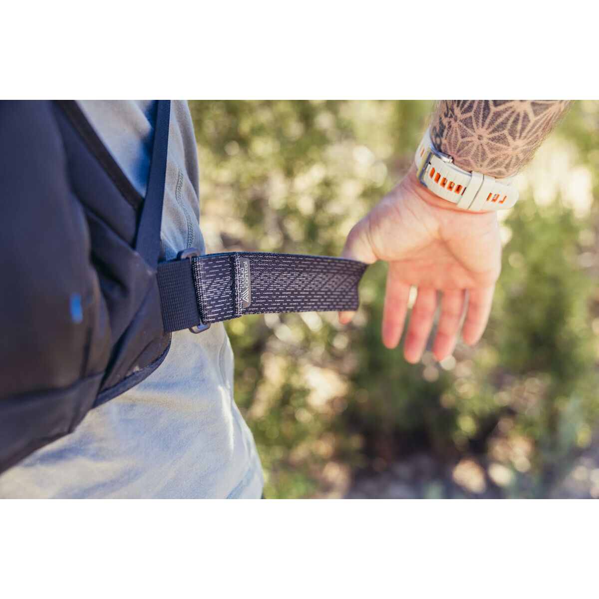 V2HD81AD1B00F63F7AF0FD283153352AD70R6257077P9