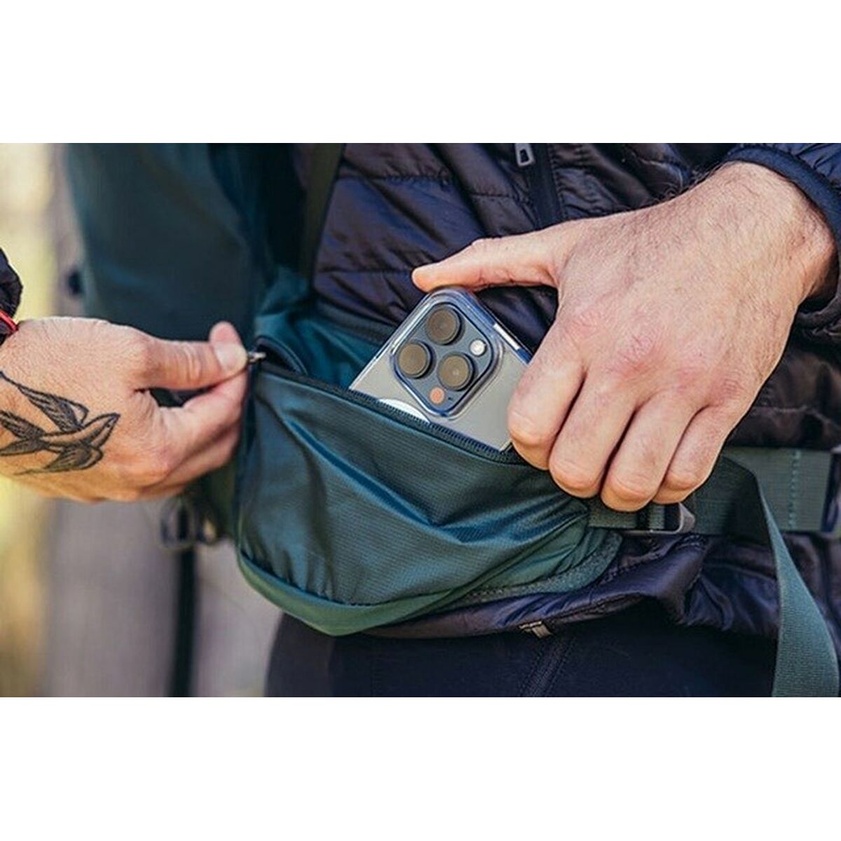 V2H1034B898F796F62D16D81227D02D7AFER6257063P4