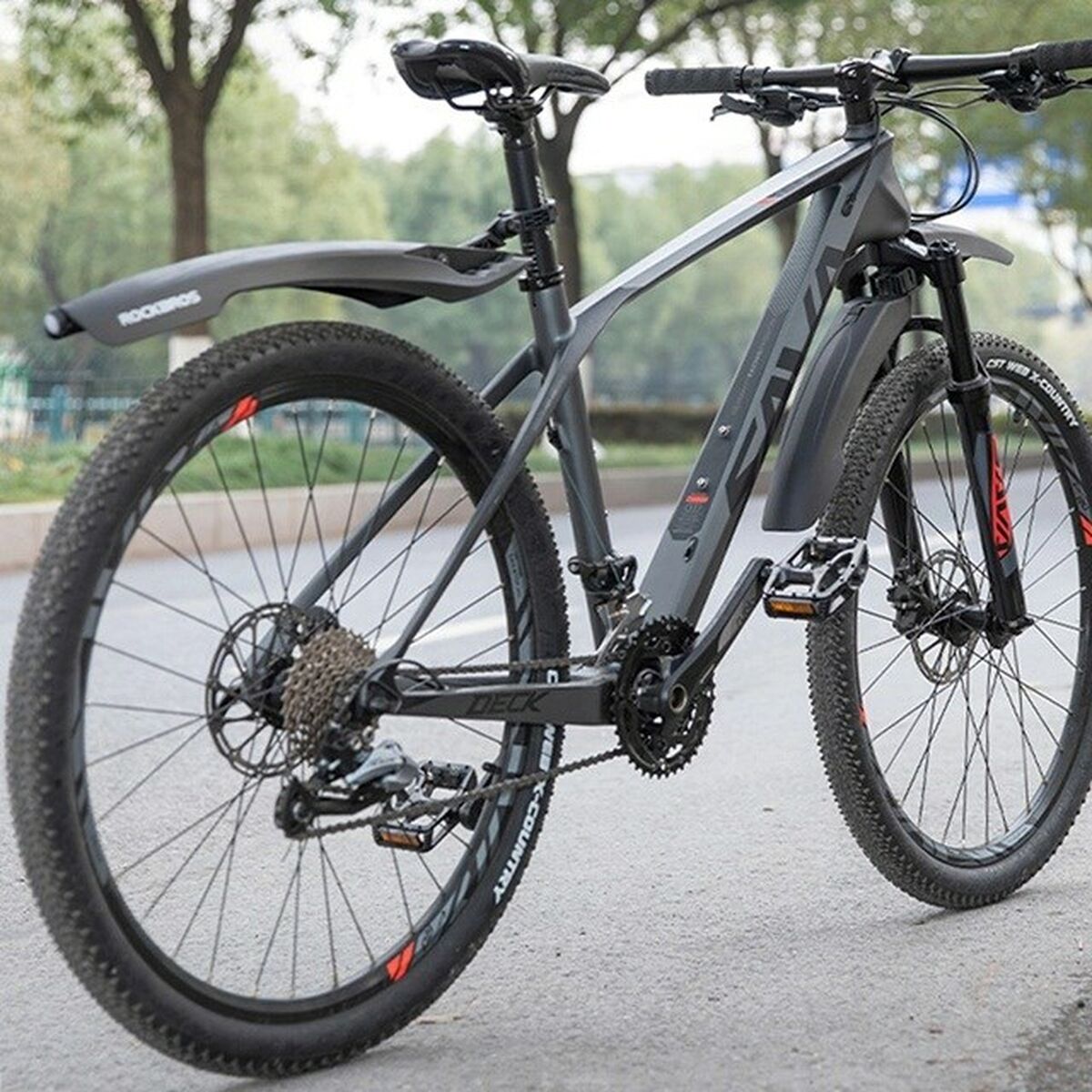 V2H42FB7289D23D7ACF00E37E58B8C2DF4FR6468386P4