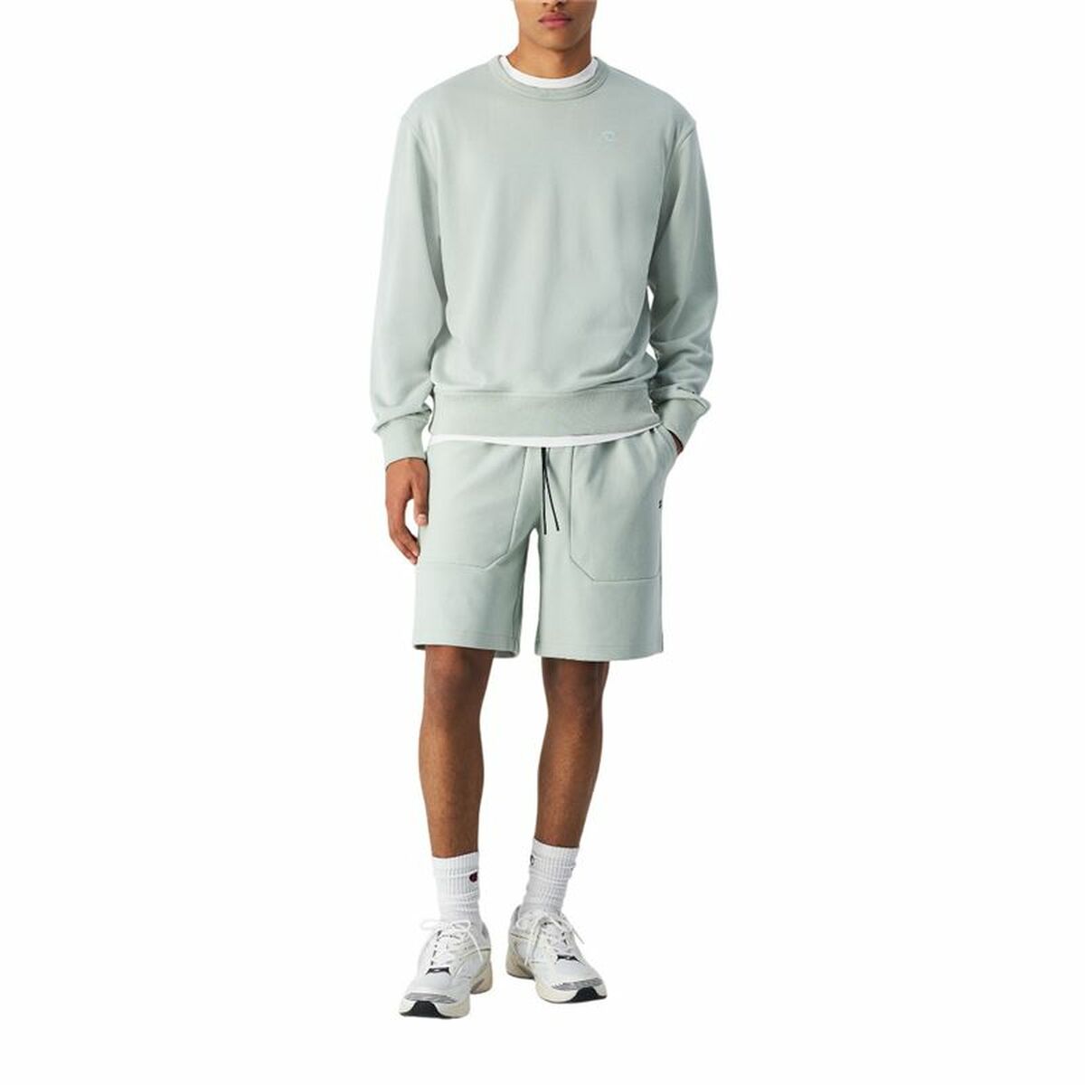 V2H3A2EE193138267B79F1185E7EFB0CB3FR6110392P4