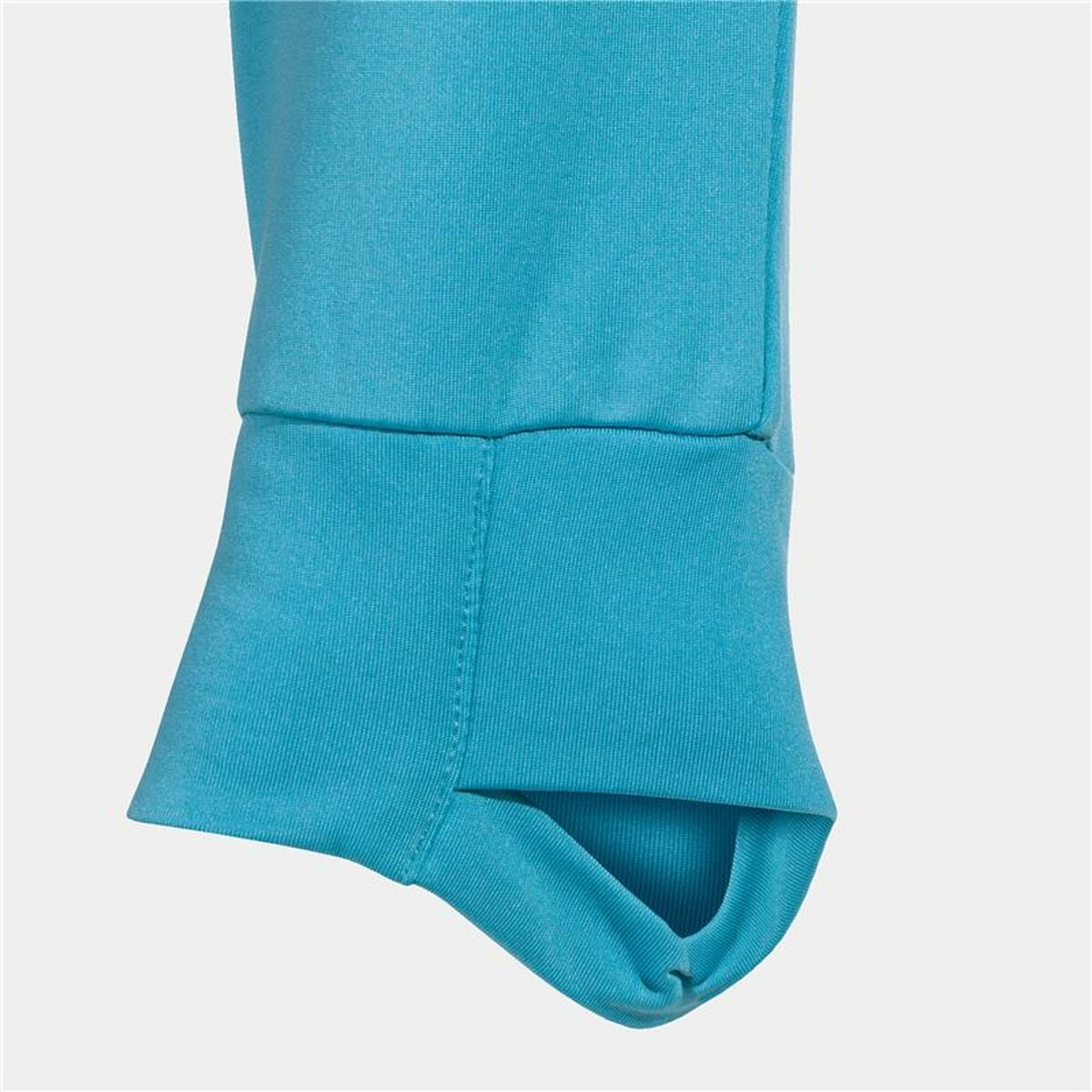 V2HEA7F95A50981C6E4A00F7632F8035948R6668975P3